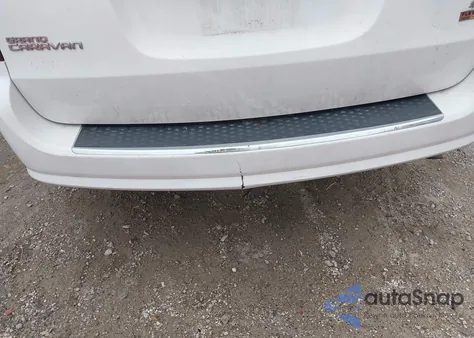 2014 Dodge Grand Caravan Sxt z USA, uszkodzony, nr VIN 2C4RDGCG8ER183867